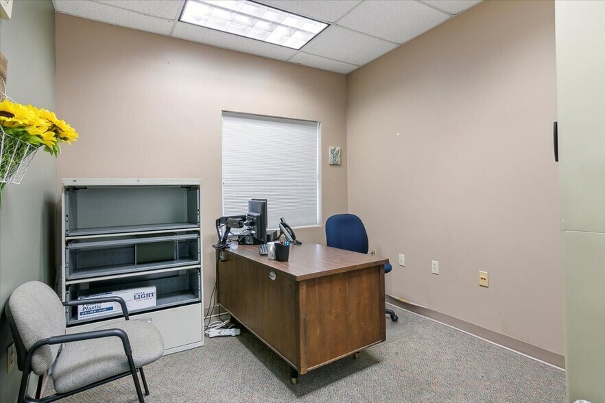 More Photos Of 3445 Regional Dr, Port Arthur Medical For Lease