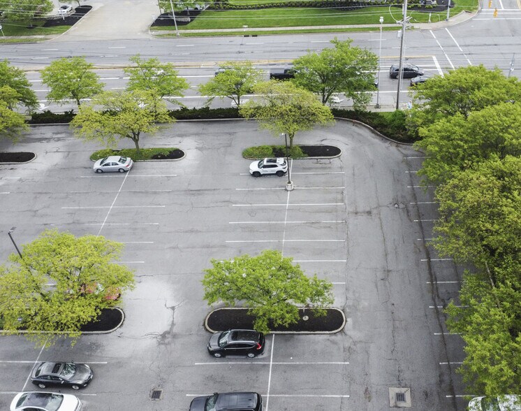More Photos Of 6285 Sawmill Rd, Dublin General Retail For Lease