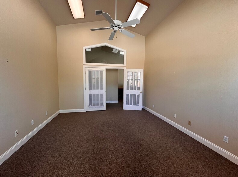 More Photos Of 3032 Silver Sage Dr, Carson City Medical For Lease