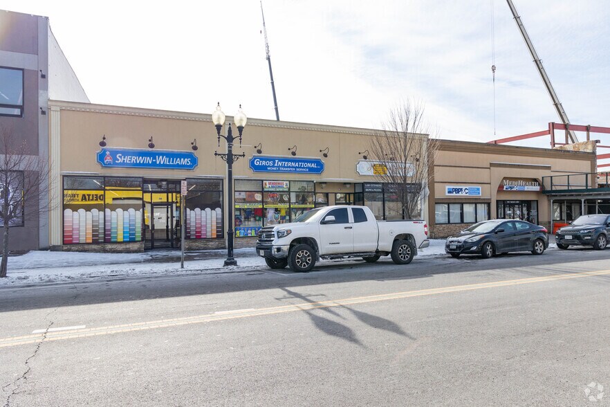 More Photos Of 202-206 E Main St, Patchogue Freestanding For Lease