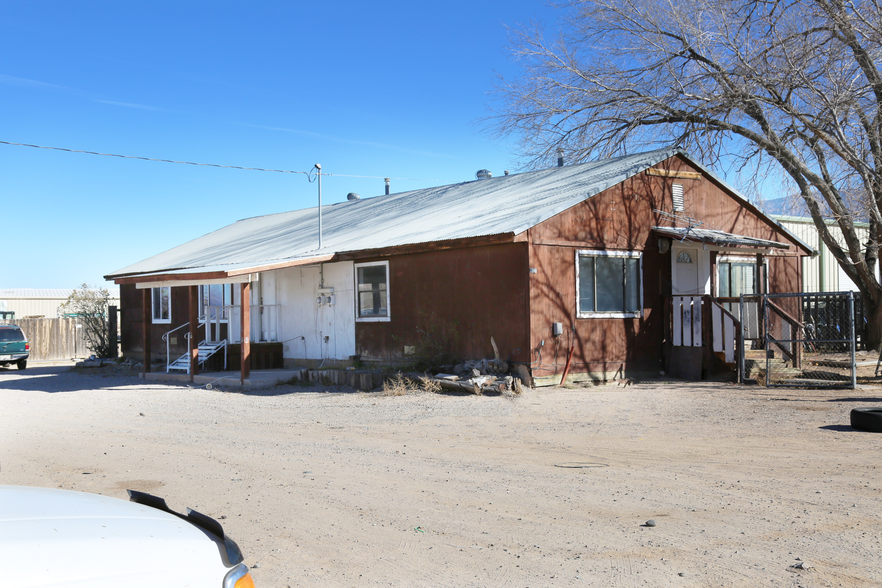 More Photos Of 300 Ranchitos Rd NE, Albuquerque Contractor Storage Yard For Lease