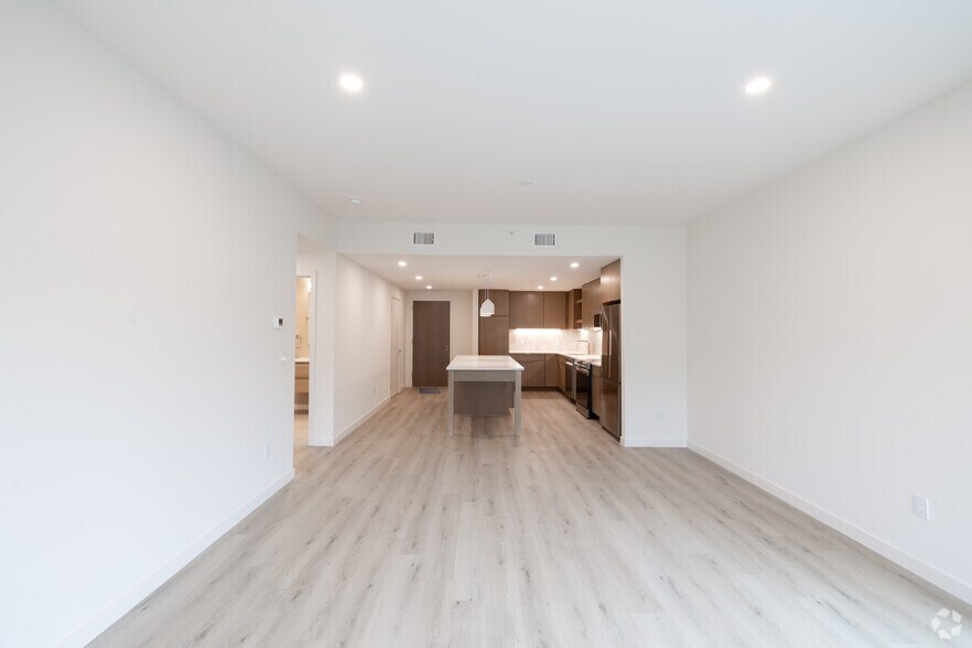 More Photos Of 44 Springside Ave, Arlington Apartments For Lease