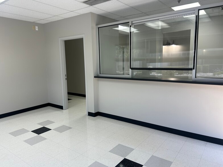 More Photos Of 6001 Truxtun Ave, Bakersfield Medical For Lease