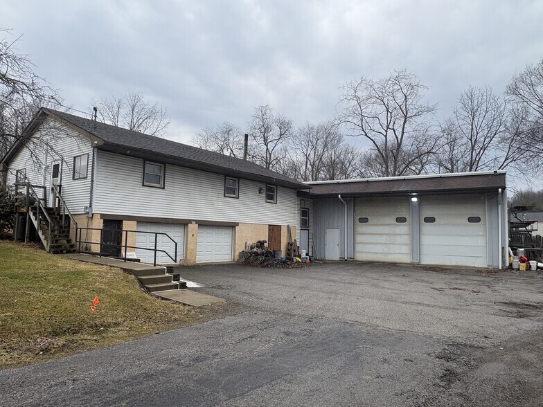 More Photos Of 417 Meyers Ln, McDonald Industrial For Sale