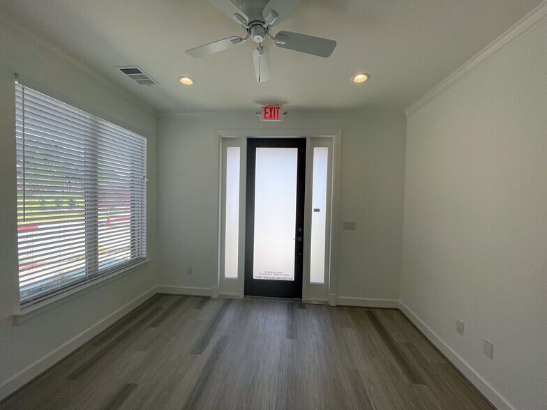 More Photos Of 400 Stonebrook Pky, Frisco Medical For Lease