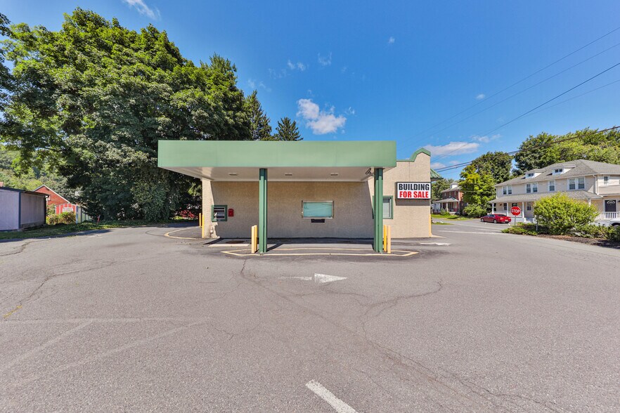 More Photos Of 6626 Main st, Martins Creek General Retail For Sale