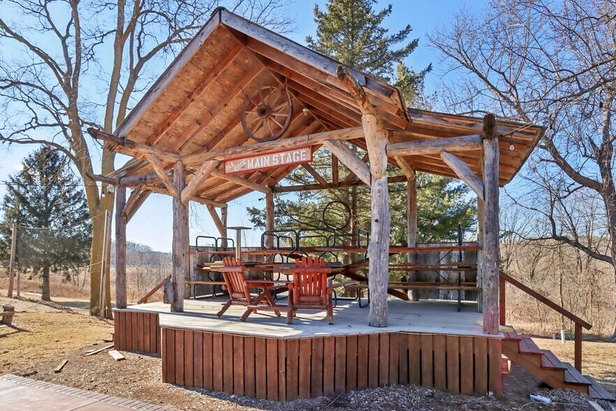 More Photos Of W11070 Hwy 16 & 60, Columbus Restaurant For Sale