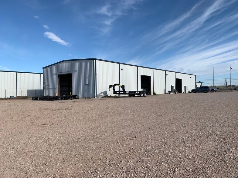 More Photos Of 8005 W Industrial Ave, Midland Warehouse For Lease