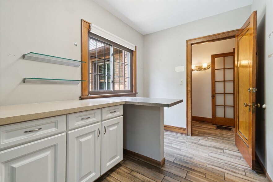 More Photos Of 4632 Okemos Rd, Okemos Medical For Sale