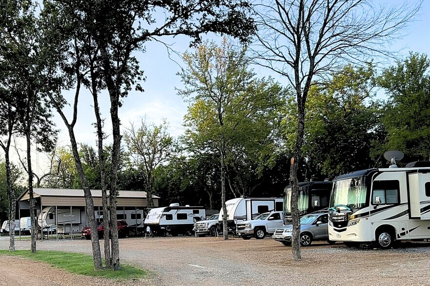 More Photos Of 4756 US Highway 82, Bells Manufactured Housing Mobile Home Park For Sale