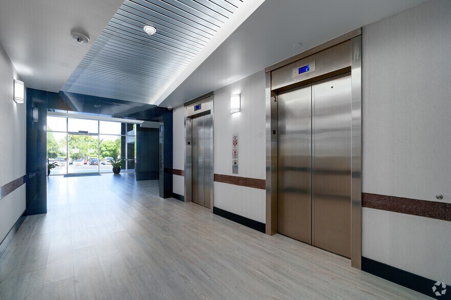 More Photos Of 1211 State Road 436, Orlando Office For Sale