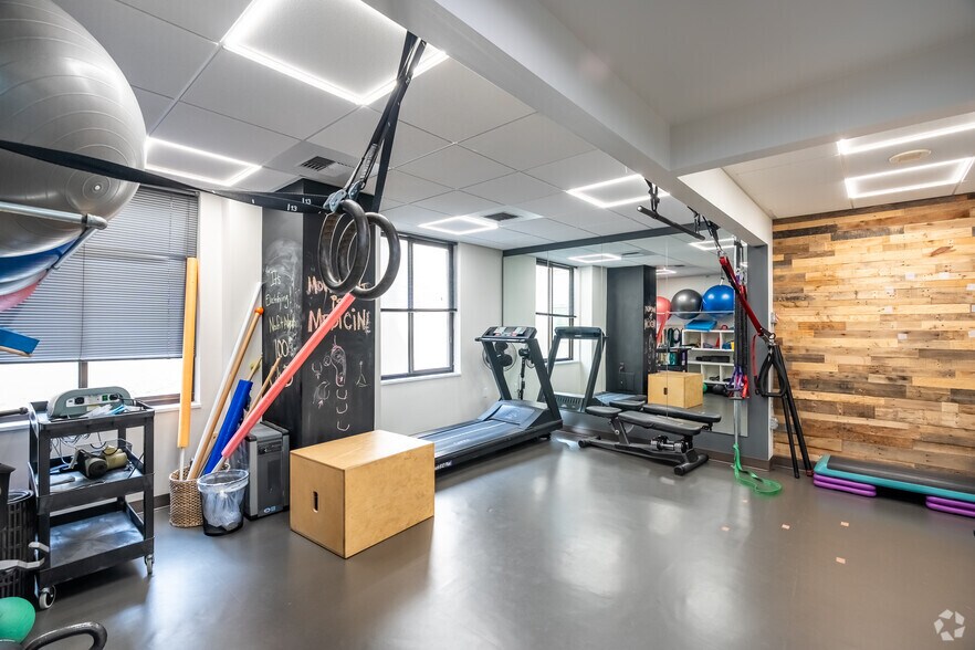 More Photos Of 509 Olive Way, Seattle Office For Lease