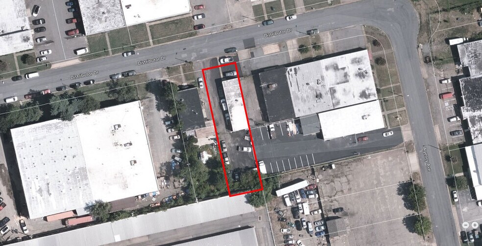 More Photos Of 5321 Distributor Dr, Richmond Office For Sale