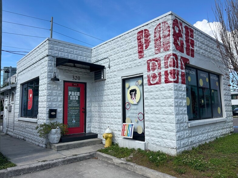 Primary Photo Of 320 5th Ave N, Saint Petersburg General Retail For Lease