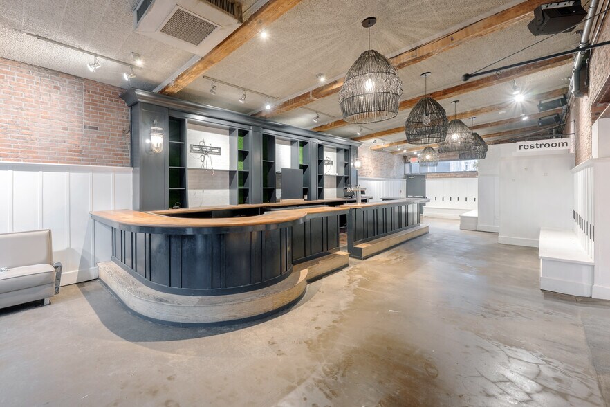 More Photos Of 334 S Water St, Providence Restaurant For Sale