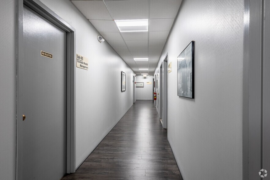 More Photos Of 720 King Georges Post Rd, Fords Office For Lease