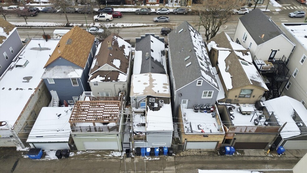 More Photos Of 2447 N Ashland Ave, Chicago Storefront Retail Residential For Lease
