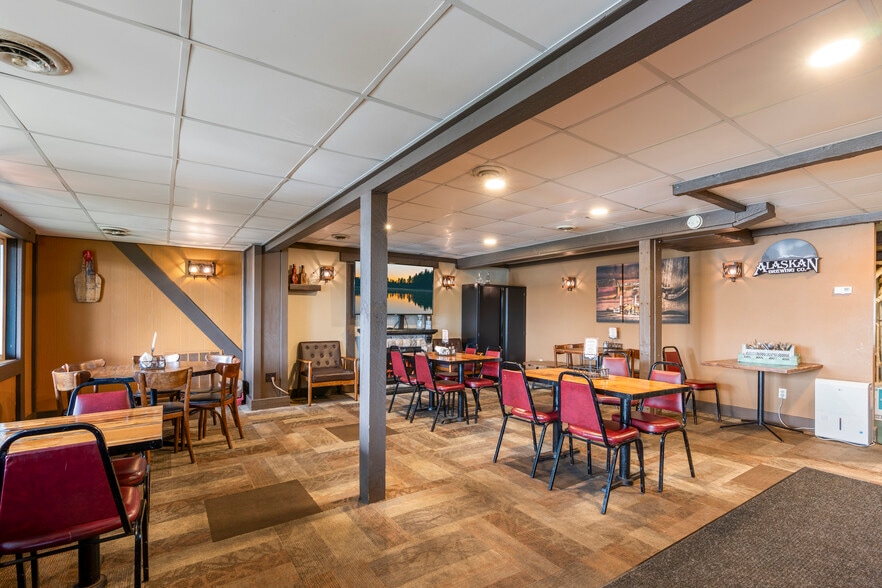 More Photos Of 33350 County Road 3, Crosslake Restaurant For Sale