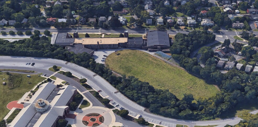 More Photos Of 2200 Market St, Harrisburg Schools For Sale