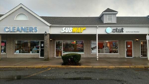 More Photos Of 5499-5507 Nesconset Hwy, Mount Sinai Unknown For Lease