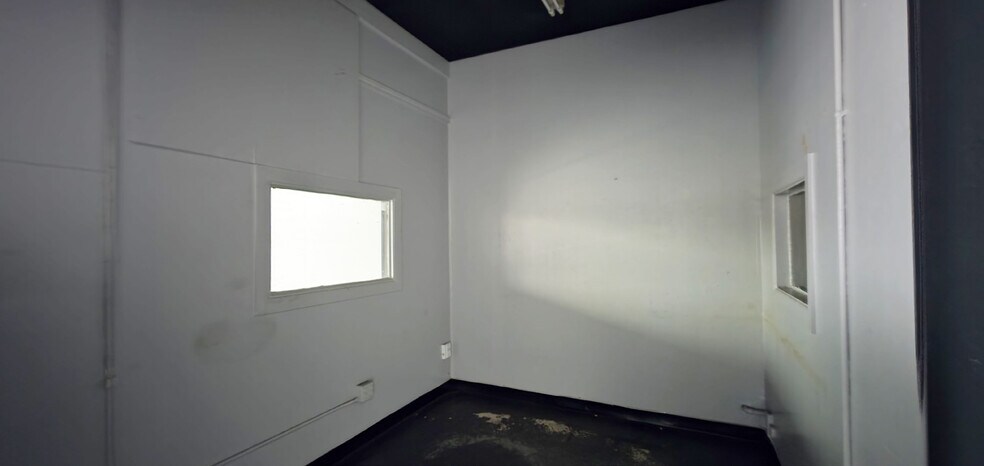 More Photos Of 1801 Shaver St, Pasadena General Retail For Lease