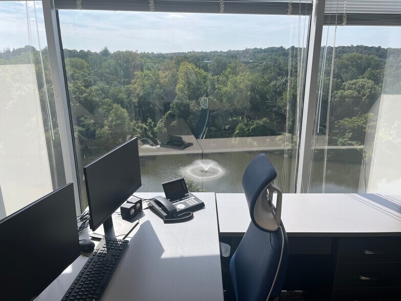 More Photos Of 800 Westchester Ave, Rye Brook Office For Lease