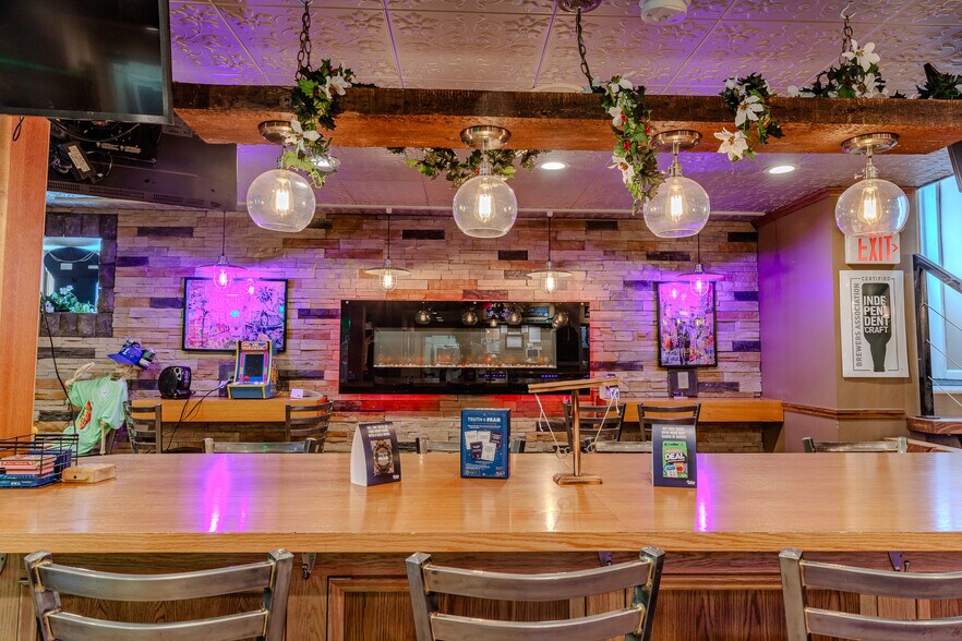 More Photos Of 315 E Seneca St, Manlius General Retail For Sale