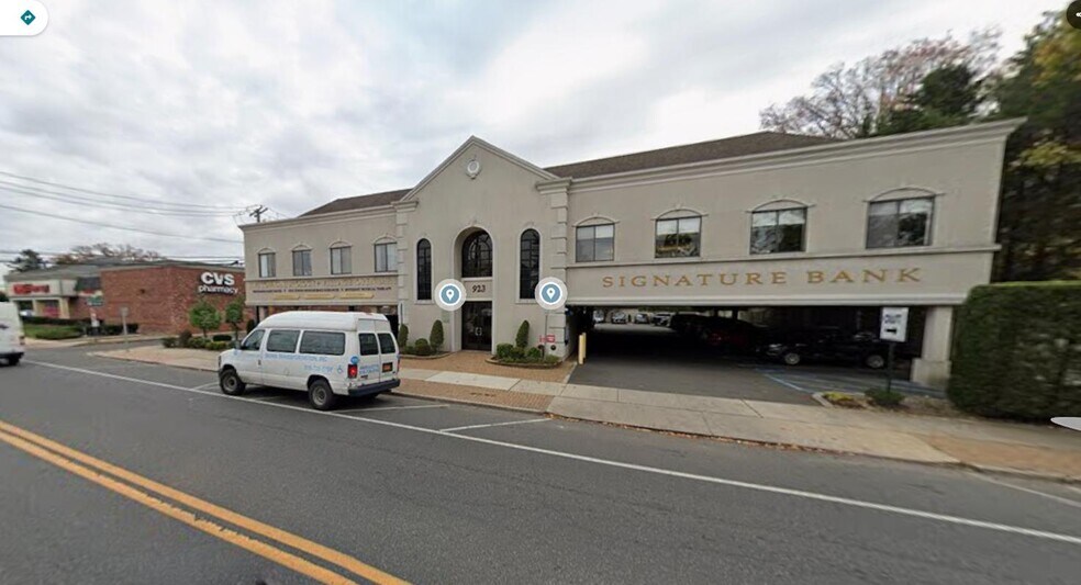 More Photos Of 923 Broadway, Woodmere Office For Lease