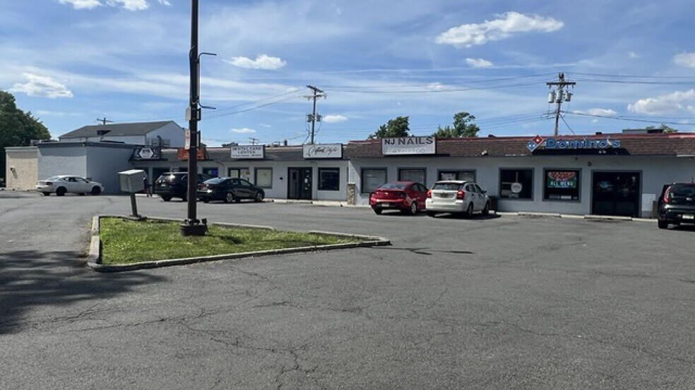 More Photos Of 319 Main St, Keansburg Freestanding For Lease