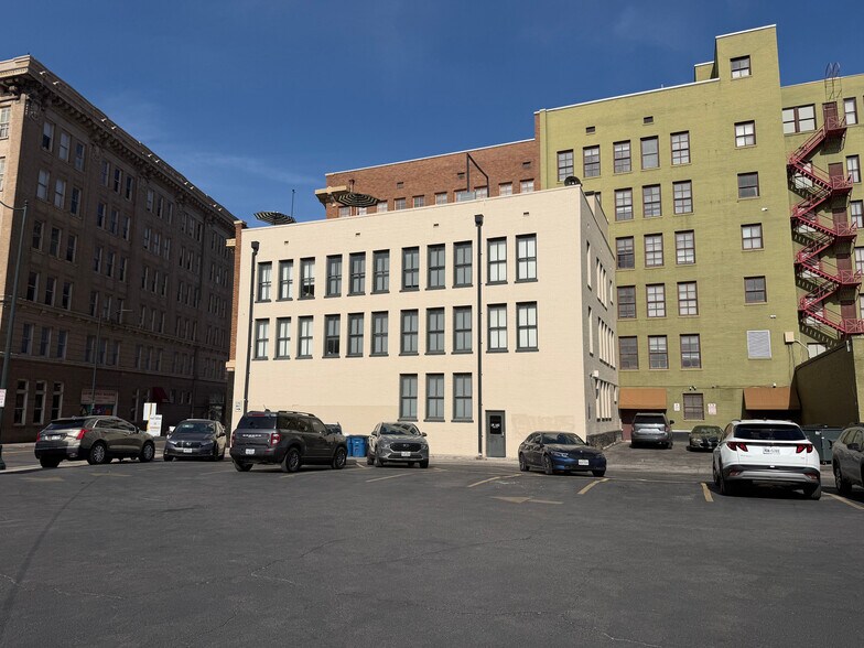More Photos Of 505 E Travis St, San Antonio Hospitality For Sale