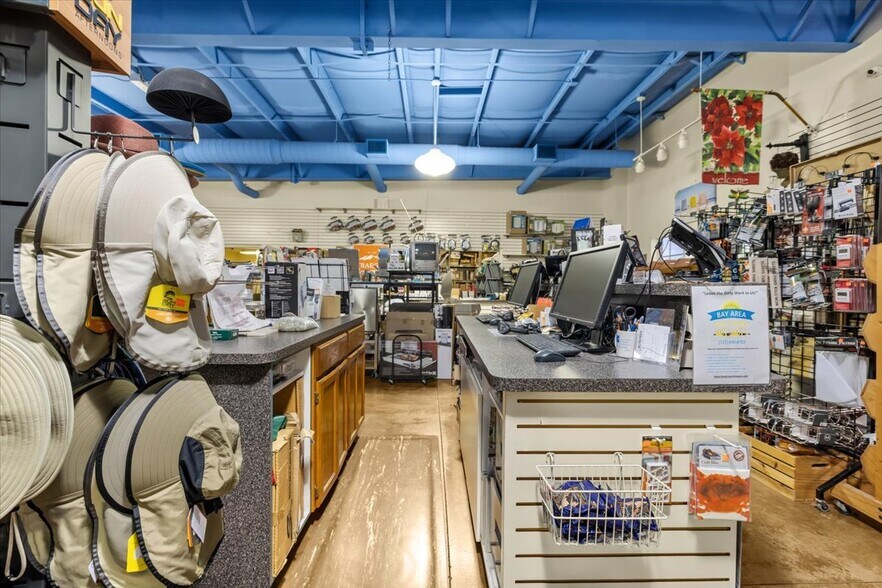 More Photos Of 3684 Tampa Rd, Oldsmar Storefront Retail Office For Sale