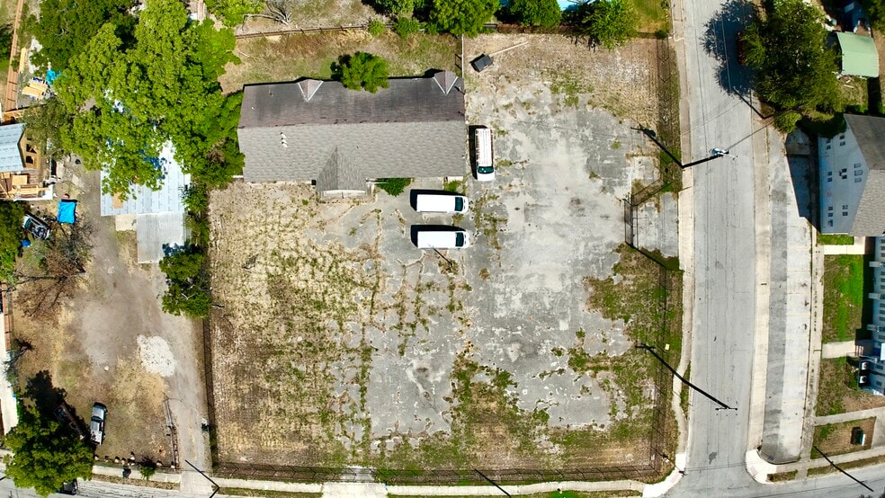 More Photos Of 507 E Mayfield Blvd, San Antonio Religious Facility For Sale