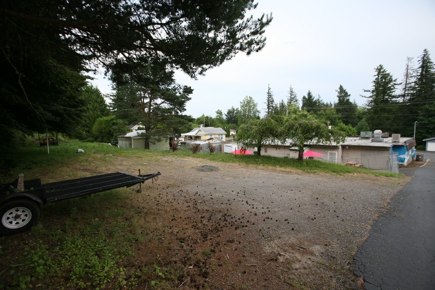 More Photos Of 31815 E Historic Columbia RI Hwy, Troutdale Convenience Store For Sale