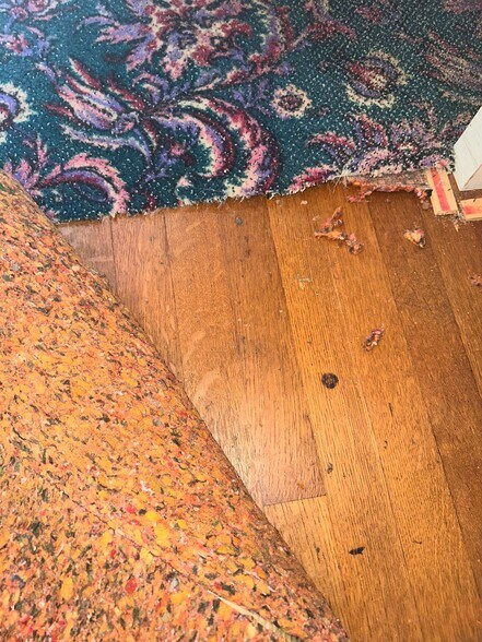 More Photos Of 16 W La Rua St, Pensacola Loft Creative Space For Sale