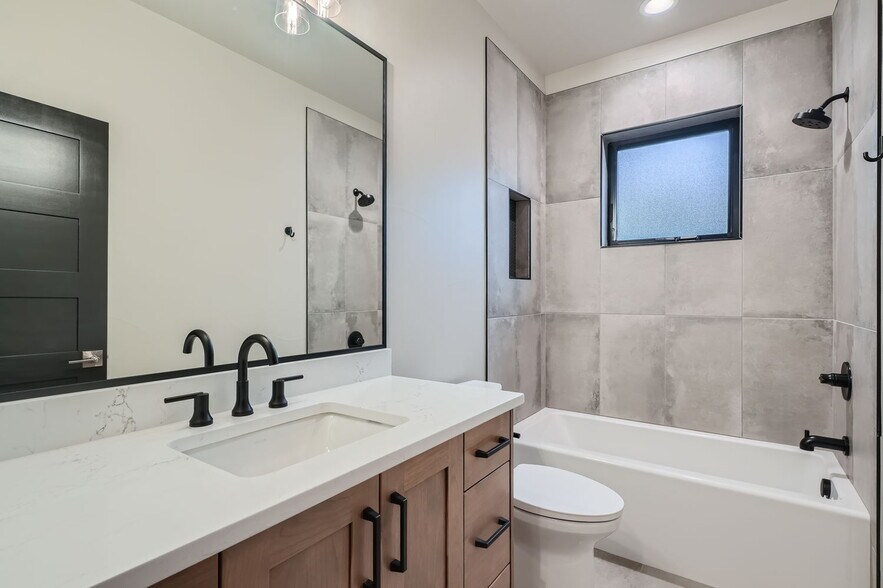 More Photos Of 606 Arapahoe St, Golden Apartments For Sale