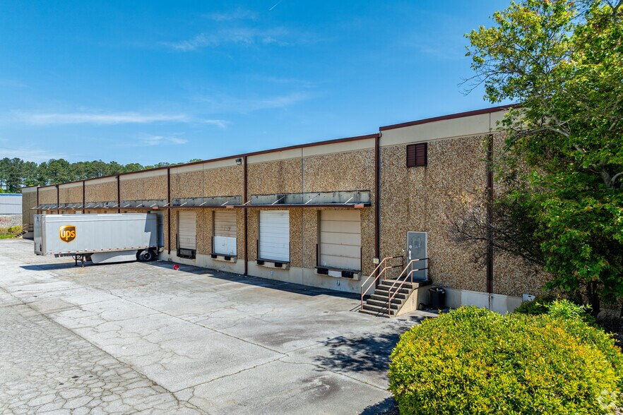 More Photos Of 5255 Fulton Industrial Blvd SW, Atlanta Warehouse For Sale