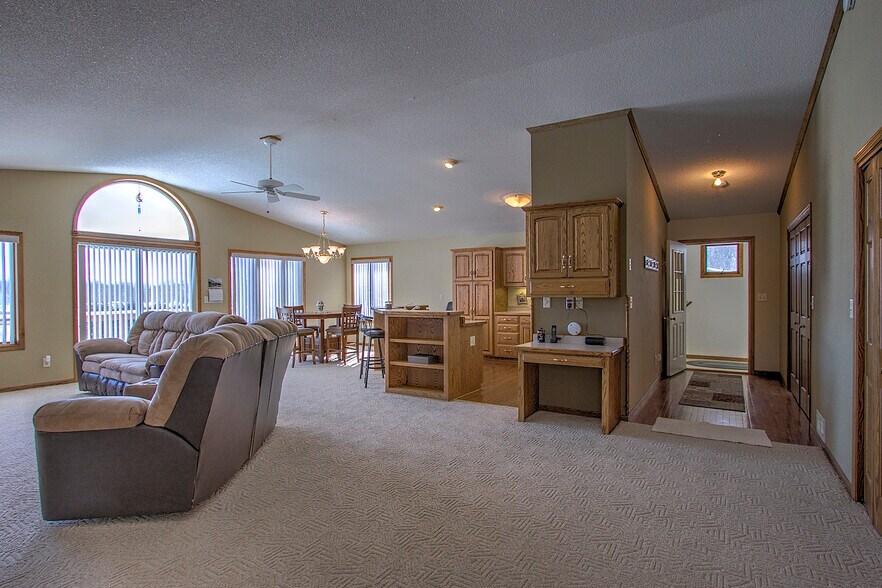 More Photos Of 31886 County Road 3, Eagle Bend Showroom For Sale