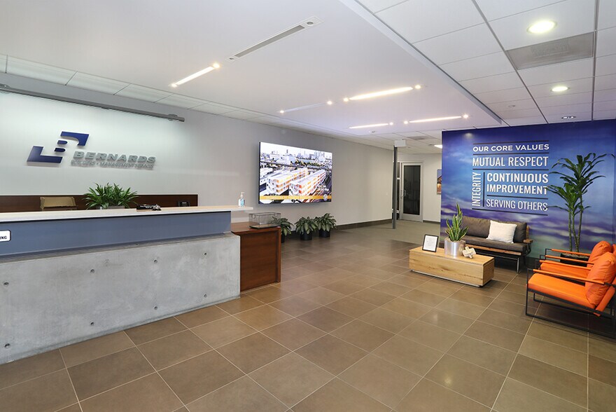 More Photos Of 2569 McCabe Way, Irvine Office For Lease