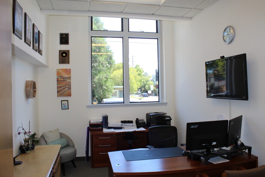 More Photos Of 790 Mission Ave, San Rafael Office For Sale