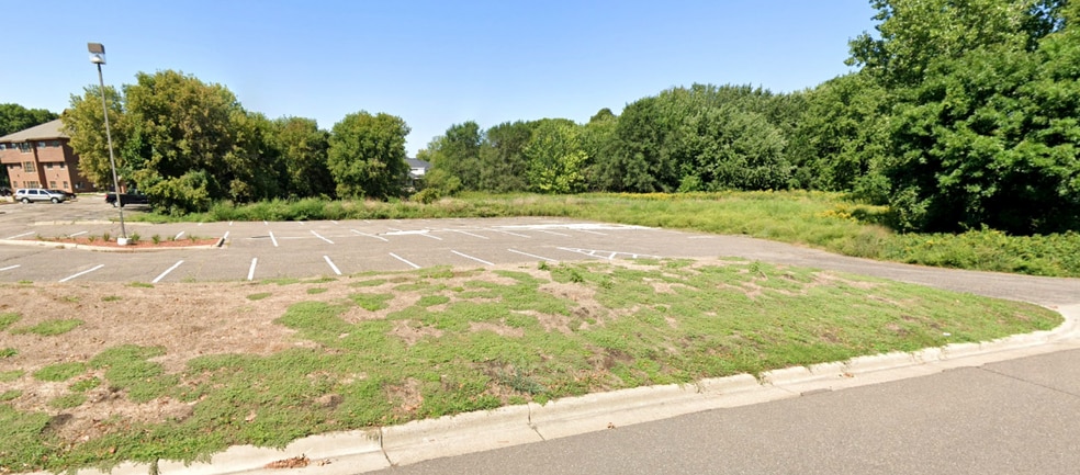 More Photos Of , Coon Rapids Unknown For Sale