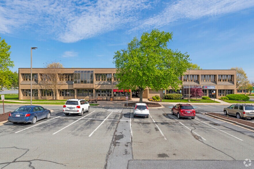 More Photos Of 3901 National Dr, Burtonsville Office For Lease