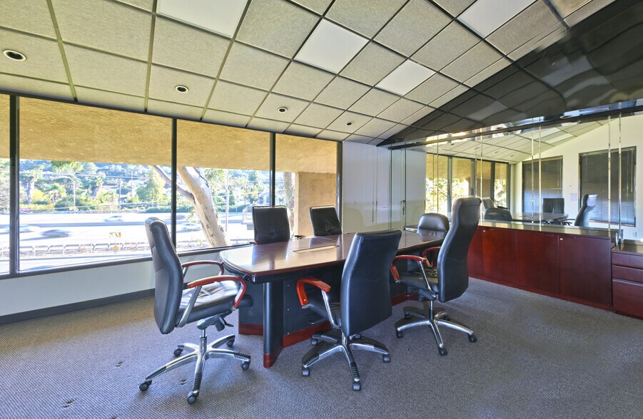 More Photos Of 5210 Lewis Rd, Agoura Hills Light Distribution For Sale