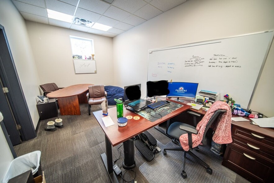 More Photos Of 3625 10th Ln NW, Rochester Office For Sale
