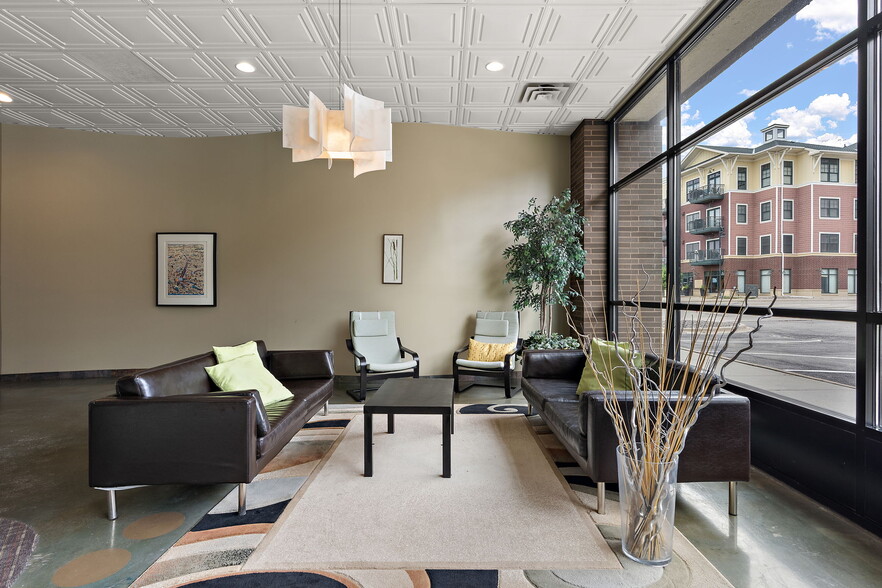 More Photos Of 4100 Shoreline Dr, Spring Park Apartments For Sale