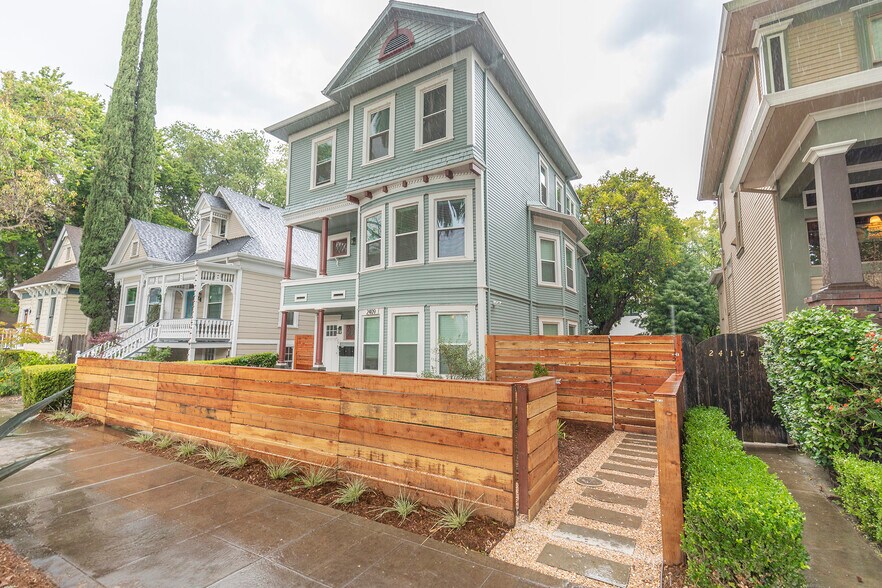 More Photos Of 2409 I St, Sacramento Apartments For Sale