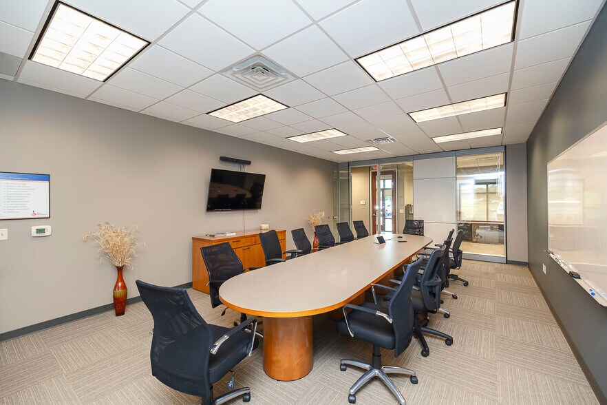 More Photos Of 13203 W 21st Ct N, Wichita Office For Sale