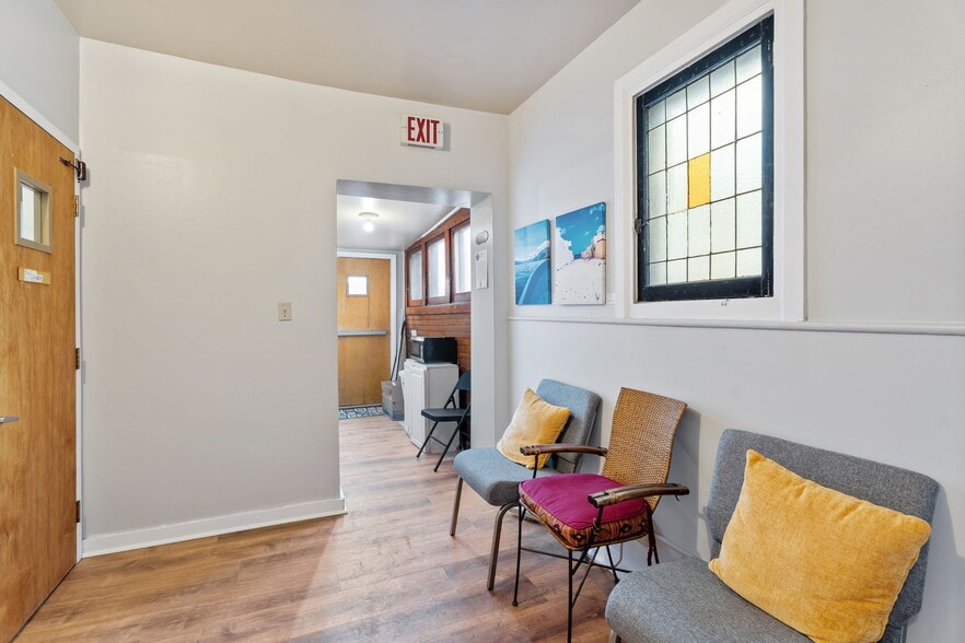 More Photos Of 108 S Albany St, Ithaca Office For Sale