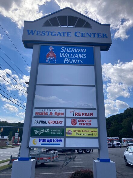 More Photos Of 411-431 W Main St, Norwich Freestanding For Lease