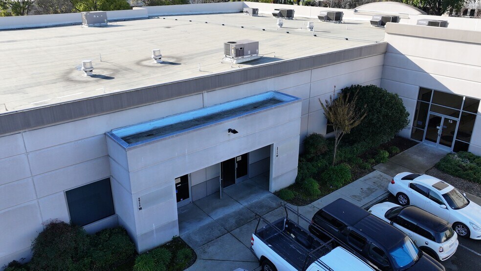 More Photos Of 2526 Qume Dr, San Jose Light Distribution For Lease