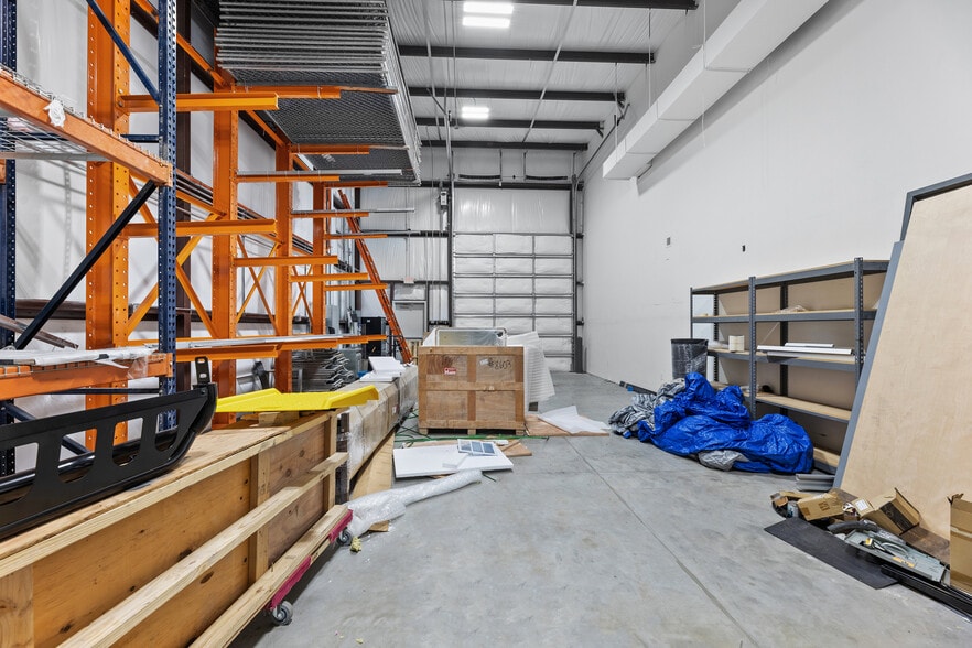 More Photos Of 12724 Cypress Valley Rd, Cypress Warehouse For Lease